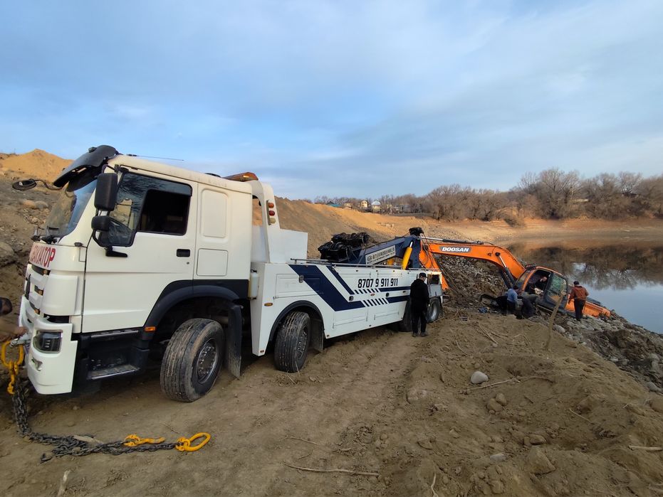 Грузовой эвакуатор