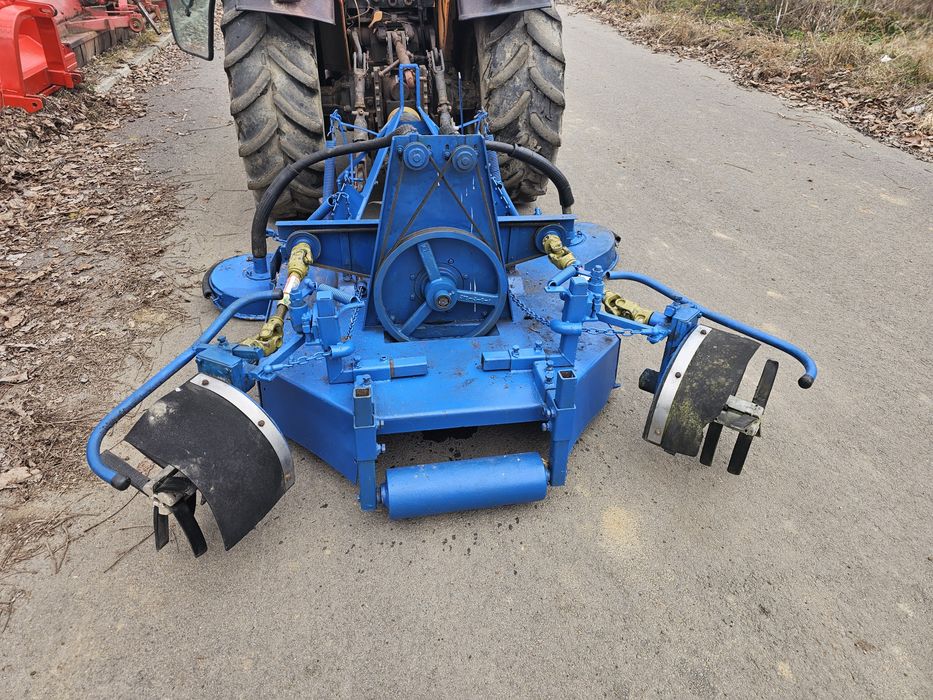 Откланяща се косачка мулчер