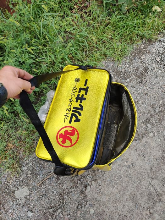 Рыбацкий чемодан на колесах