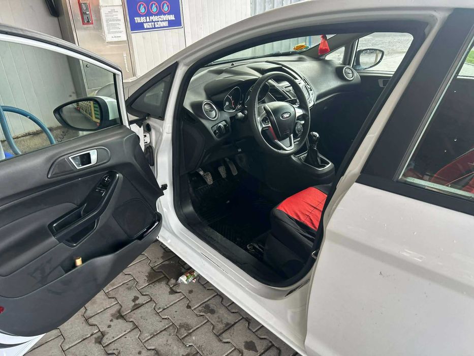 Autoturism de vanzare