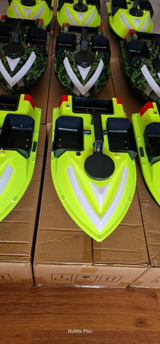 Z6 - лодка за захранка с GPS