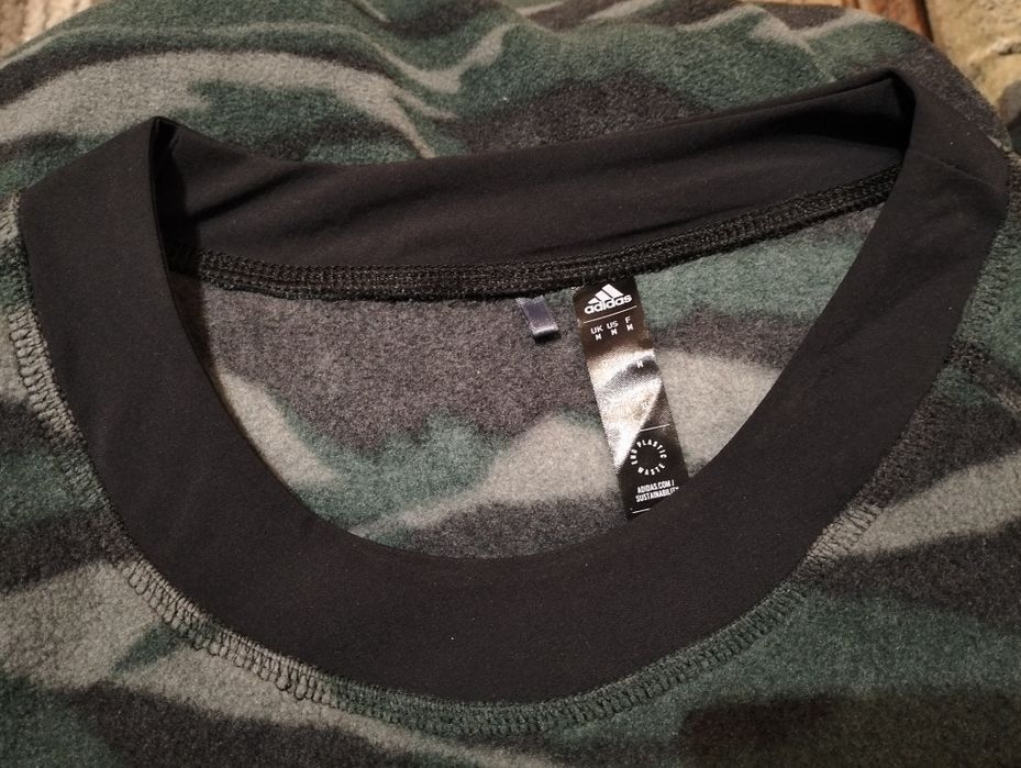 Hanorac Adidas camuflaj mărime M-L