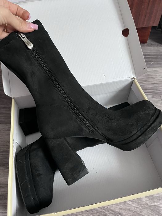 Продам весенне/осенние ботинки