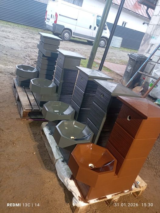 Fântânițe decorative din ciment alb