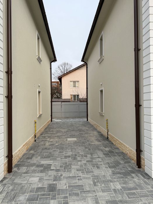 Vând  două Locuințe - Tg Jiu