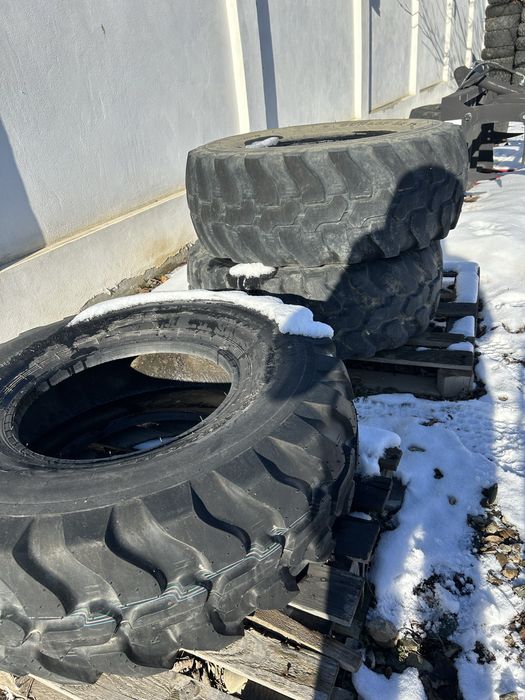 Piese. Anvelope 335/70/18 Dunlop