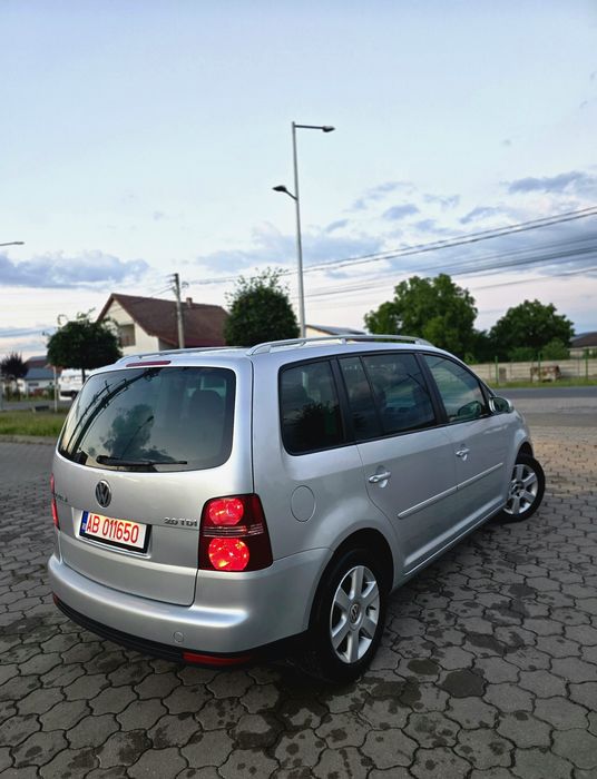 Touran Edition  2L TDI 140  CP 7-Locuri Cutie Automată  Dsg impecabil