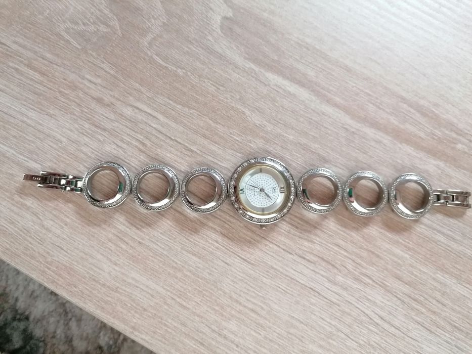 Дамски часовници