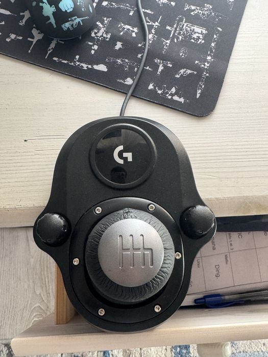 Volan Logitech 923SE( special edition) +pedale+schimbator logitech