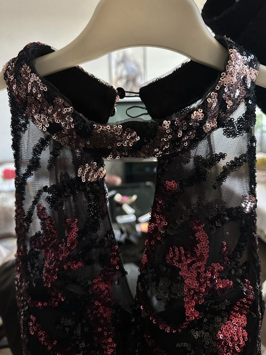 Рокля официална на паети