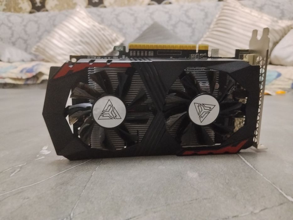 Продам видеокарту на запчасти gtx1050ti