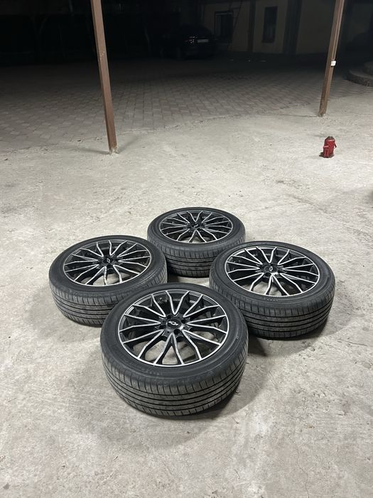 R17 Диск комплект с резиной