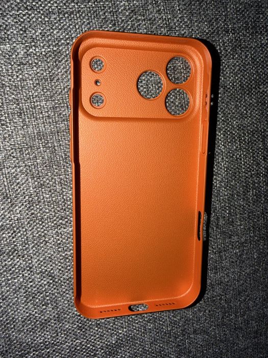 Husa iphone 17 pro Max portocalie