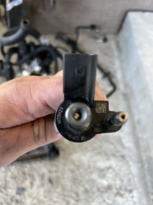 Бмв bmw e60 e90 e87 2.0d 177к.с дюзи с помпа