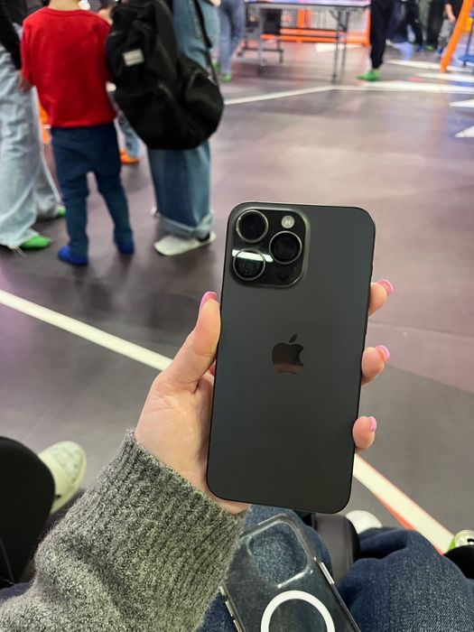 Телефон iphone 15 pro max