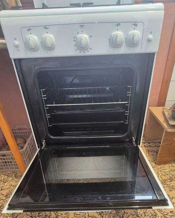 Продается газовая плита GEFEST