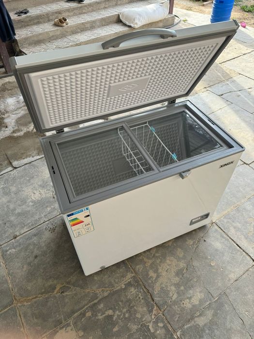 Продоётся морозилник