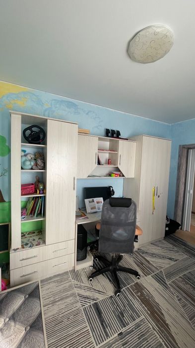 Продам детский комплект мебели