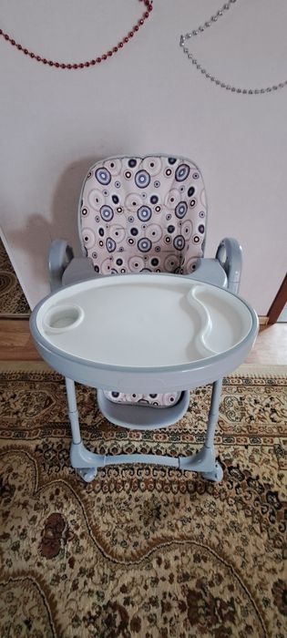 Детский столик для кормления