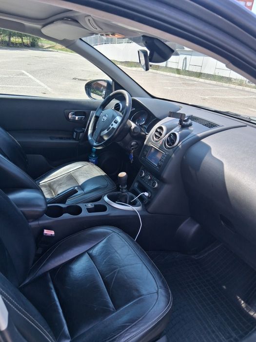 Vand sau schimb Nissan Qashqai