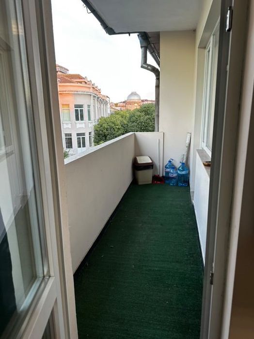 Тристаен апартамент в централна част на Варна