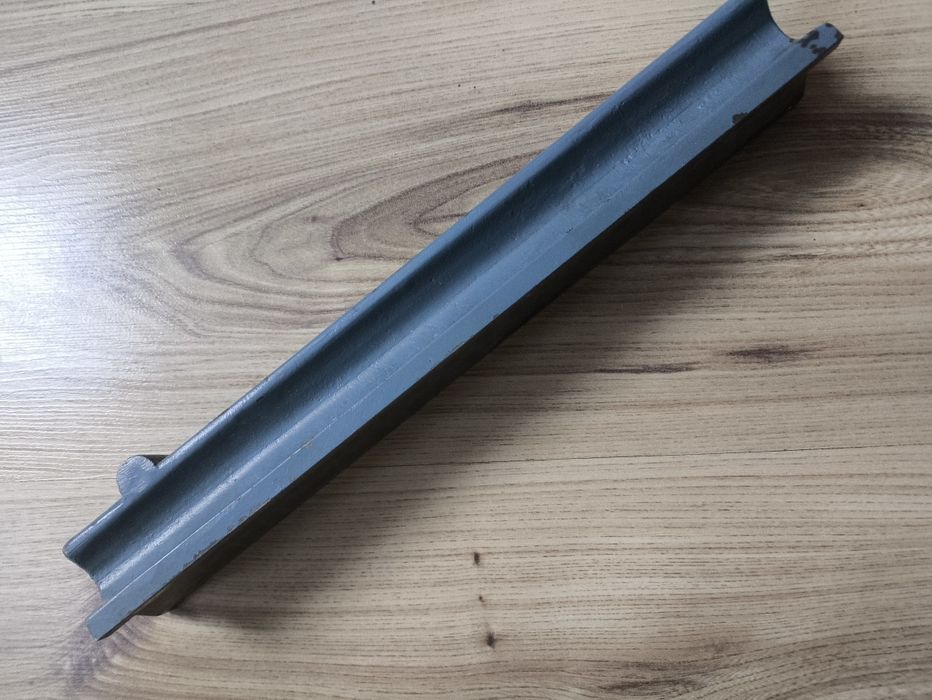 Два машини силно чувствителни нивелира с голяма точност