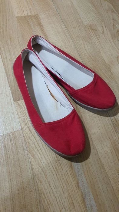 Обувь женская туфли 37