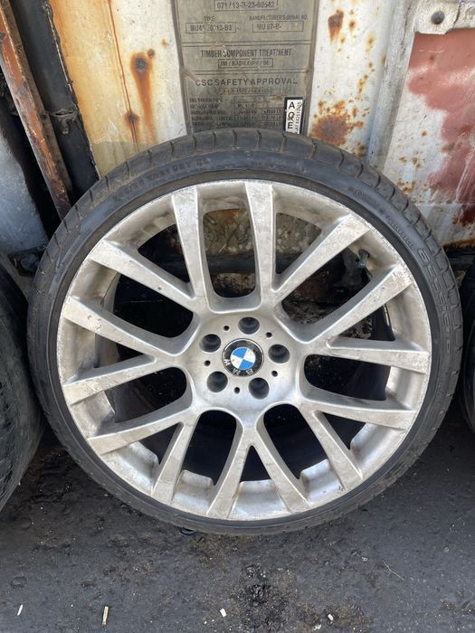 Диски на BMW Разнаширокы