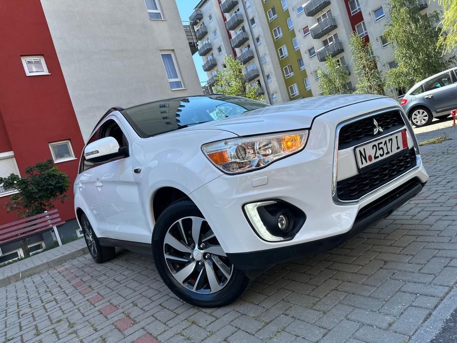 Mitsubishi ASX GPL - BENZINA 1.6 de fabrica, Panoramic, Led,Xenon, Navigatie/ Clima / unic proprietar