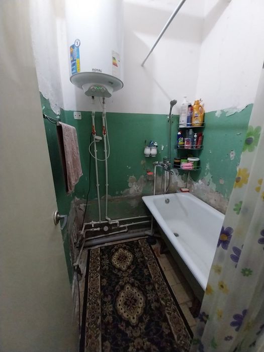 Sotiladi 10 mikro rayon arinter 26 konechka