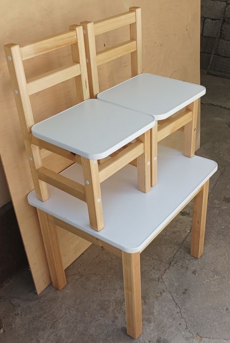 Детские столы и стулья