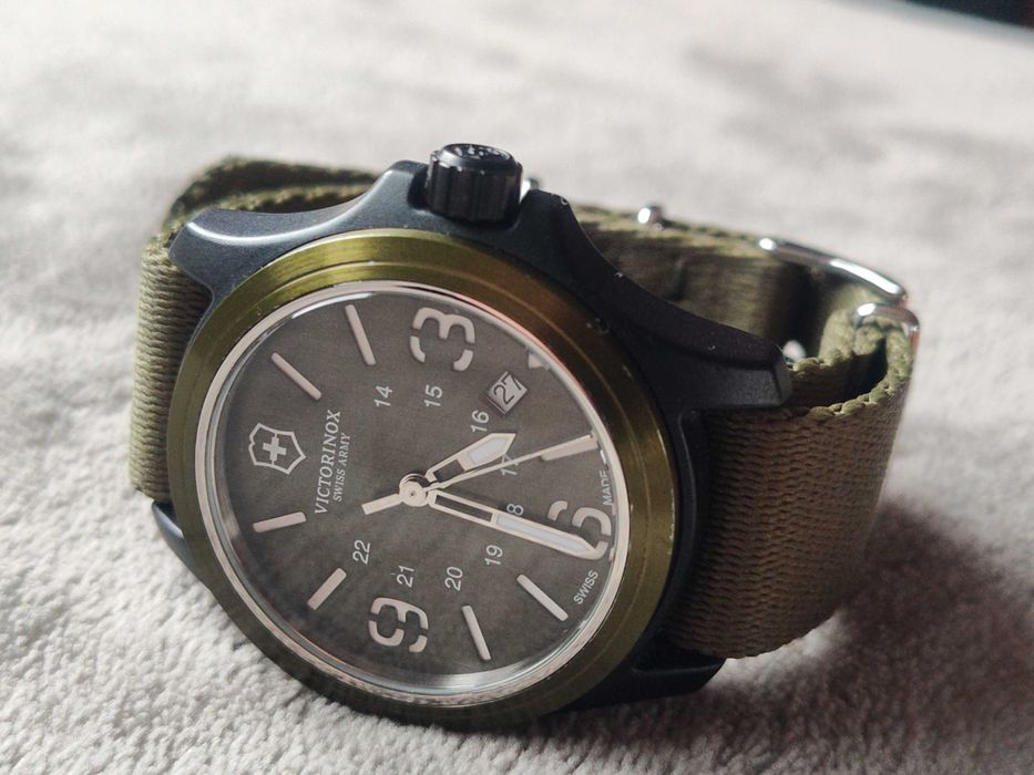 Victorinox Swiss Army Original 241514 – Swiss Made, много запазен