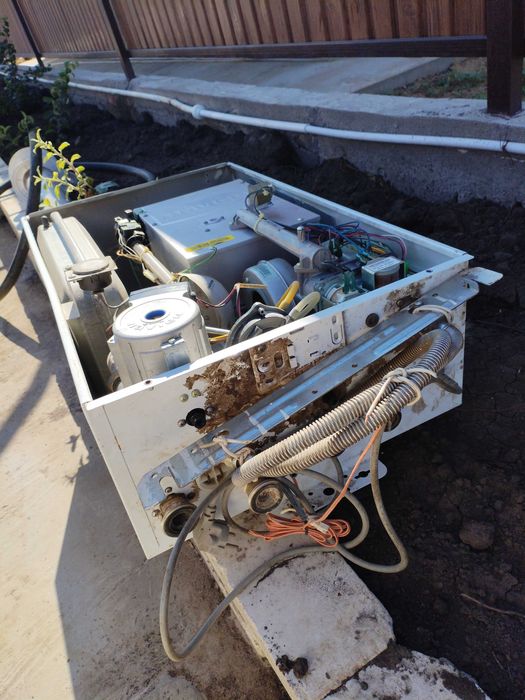 Продам настенные котёл навиен