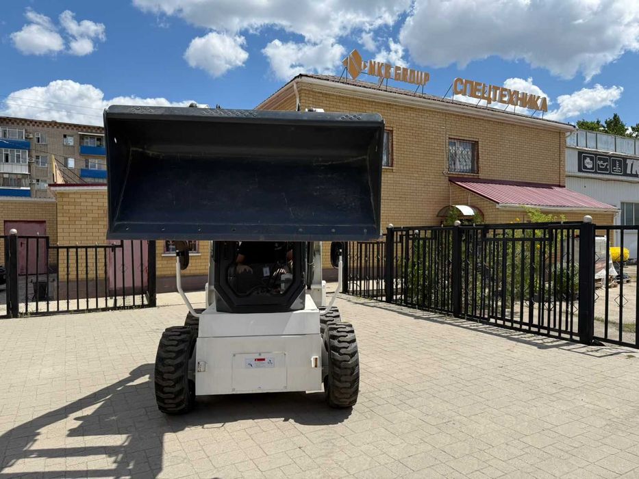 Мини погрузчик WECAN830