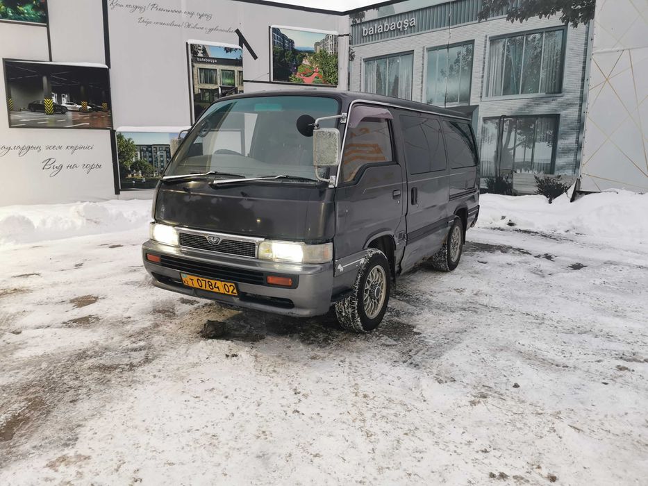 Nissan Caravan, Homy, Urvan