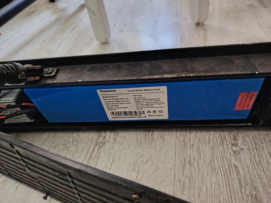 Trotineta electrica RCB, R15, pentru copii, Pliabila,150w/24v/6Ah,20 km/h Defecta