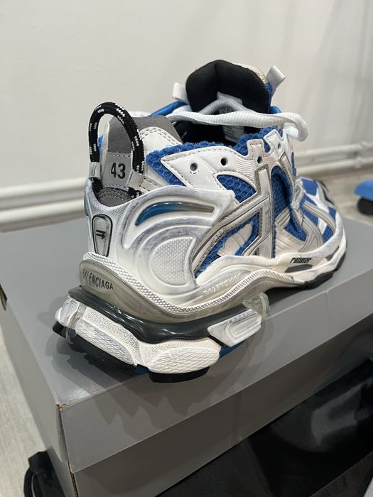Blue balenciaga runner