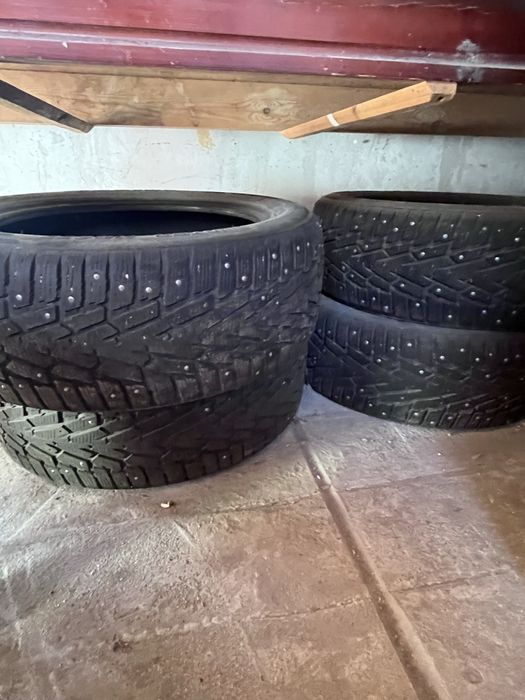 Комплект Шины зимние в хорошем состояни