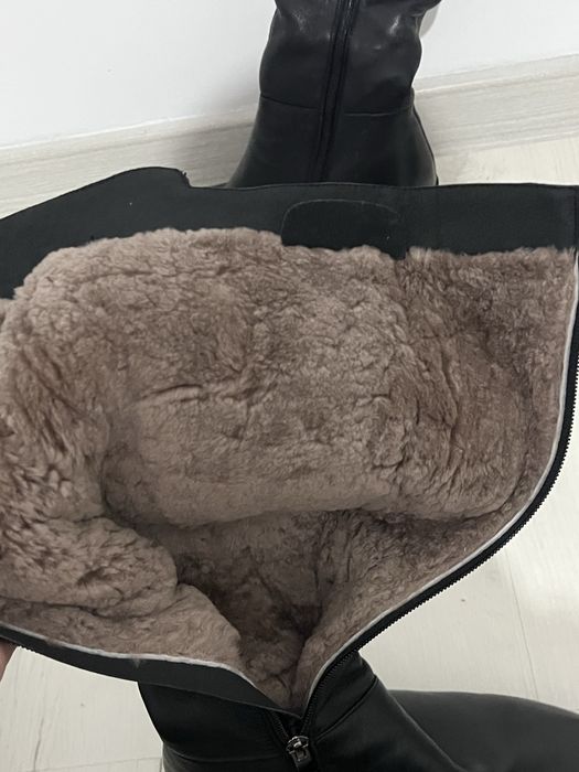 Продаю зимние сапоги