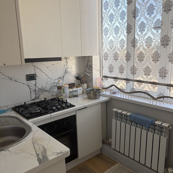 Продам дом в 12 Б мкр