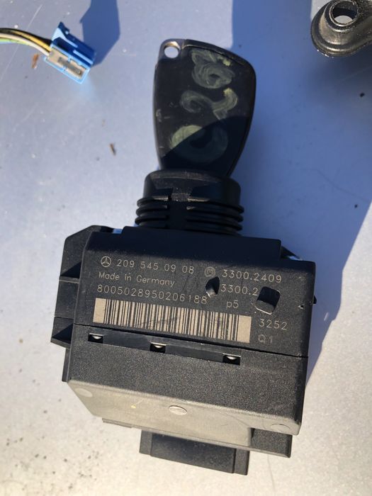 Модули,тонколони,гълтач за w203