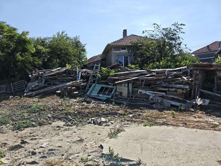 Сухи Дърва за огрев разумна цена село Ресен