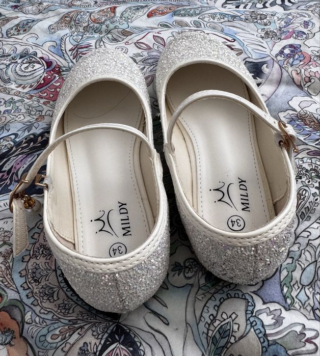 Туфли для девочки 34 размер