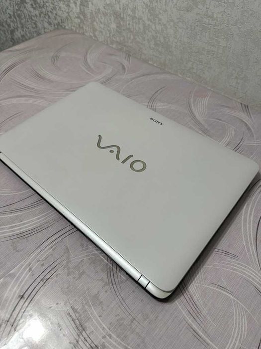 Ноутбук Sony VAIO | Intel Core i5 | 6 ГБ ОЗУ | Рабочий