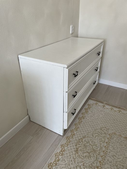 Комод (советского качества)