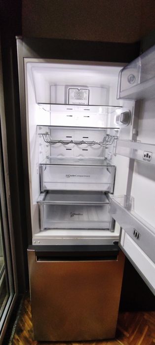 Хладилник с фризер Whirlpool, 6 Sence, Inox