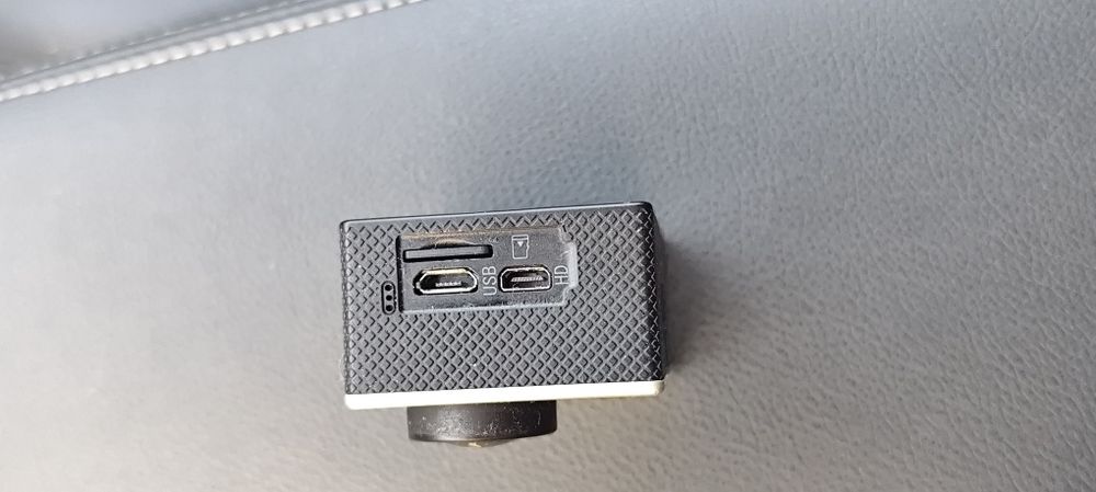 Vand camera Qumox sj4000 exact ca in poza