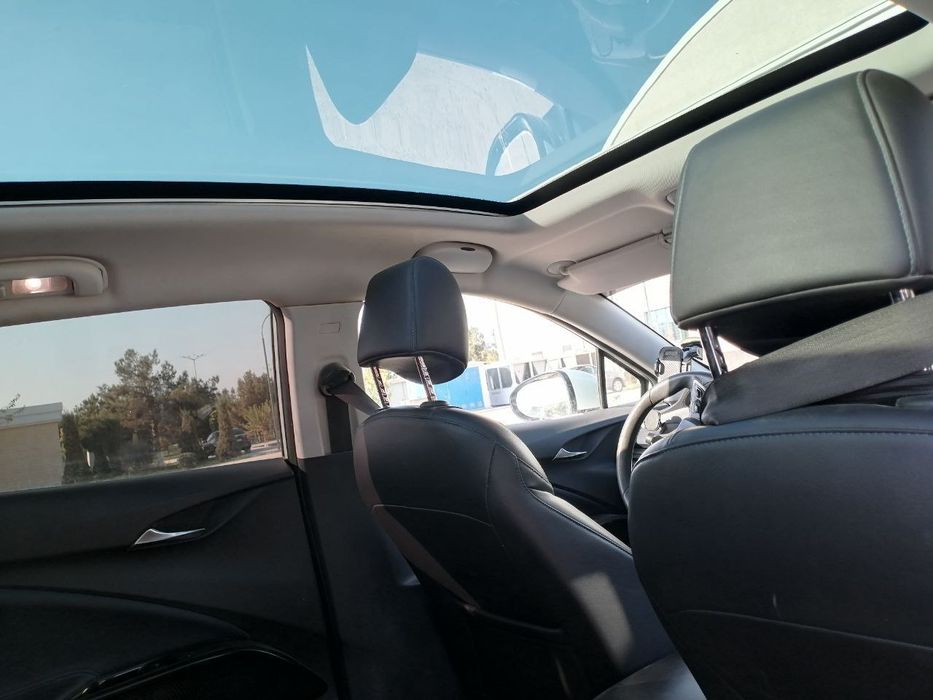 Buick Velite 6 электро мобиль сотилади