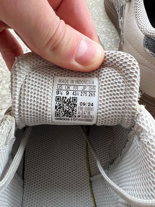 Обувки Adidas Courtblock