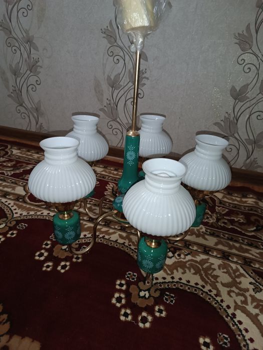 Люстра с 5 лампочками